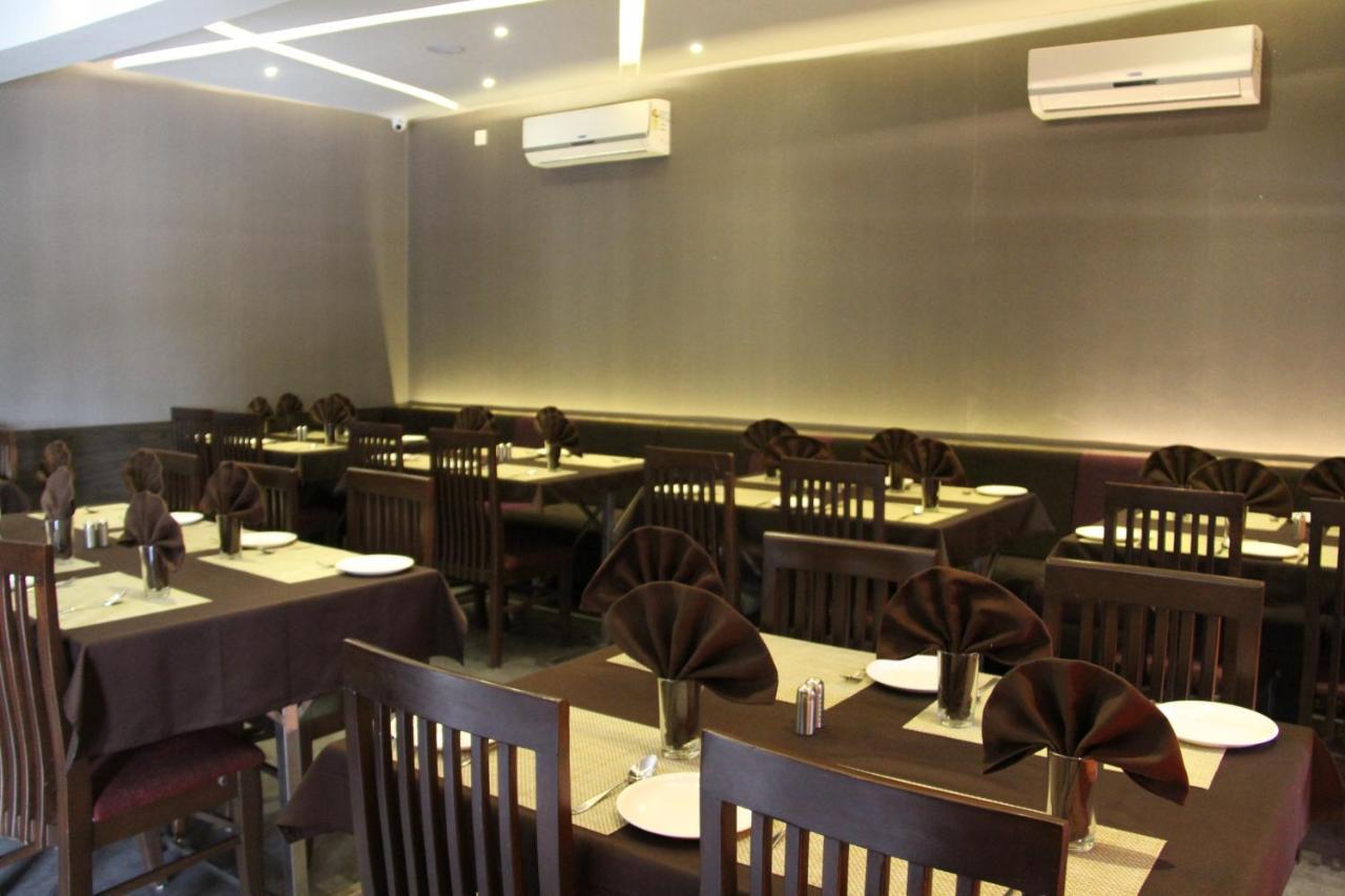 Hotel Aditya Talala Dış mekan fotoğraf